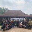Foto Ikatan Keluarga Pelajar Mahasiswa Kabupaten Buru – Yogyakarta atau yang biasa disingkat IKPMKB-YK pada saat kegiatan Latihan Dasar Kepemimpinan & Malam Keakraban