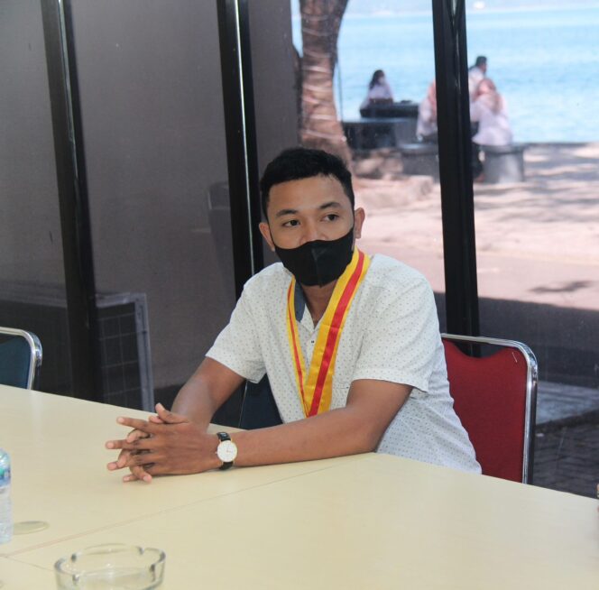 
 Rizky Gunawan Taniloton (Ketua Umum Permahi Ambon)